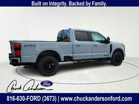 New 2026 Ford F250 Lariat w/ Black Appearance Package image 7