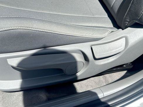 Used 2025 Hyundai Elantra Sport FWD image 14