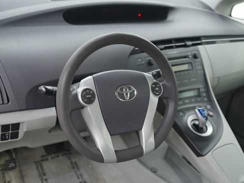 Used 2010 Toyota Prius Two image 19