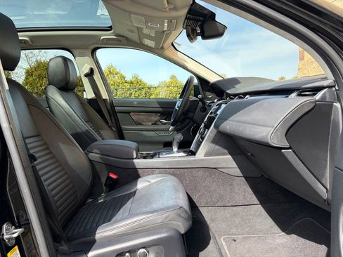 Used 2021 Land Rover Discovery Sport SE AWD/4WD image 18