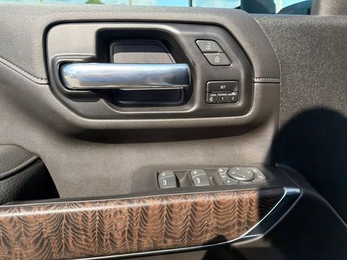 Used 2022 GMC Sierra 3500 Denali w/ Denali Ultimate Package AWD/4WD image 15