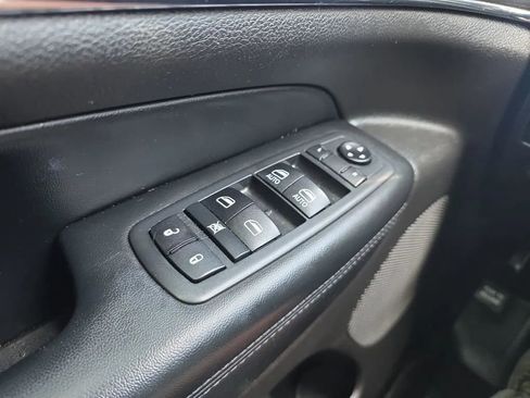 Used 2020 Jeep Grand Cherokee Limited w/ Luxury Group II image 25