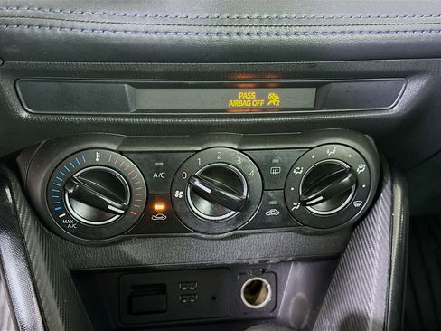 Used 2017 Toyota Yaris iA image 22