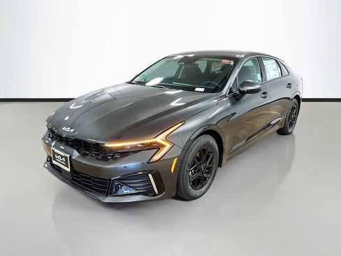 New 2026 Kia K5 LXS image 3