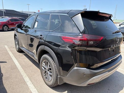 Used 2023 Nissan Rogue S AWD/4WD image 7
