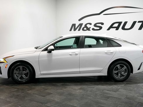 Used 2023 Kia K5 LXS FWD image 3