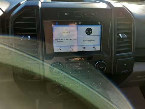 Used 2018 Ford F150 XL w/ Equipment Group 101A Mid image 7