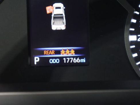 Used 2025 Toyota Tundra SR5 w/ SR5 Convenience Package AWD/4WD image 38