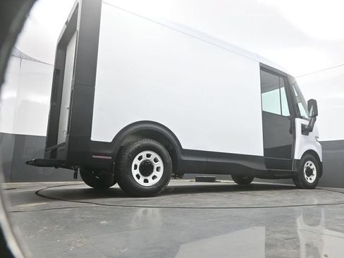 Used 2024 Chevrolet Brightdrop 400 w/ Commercial Equipment Package AWD/4WD image 35