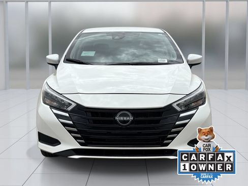 Used 2025 Nissan Versa SV w/ Trunk Package FWD image 9