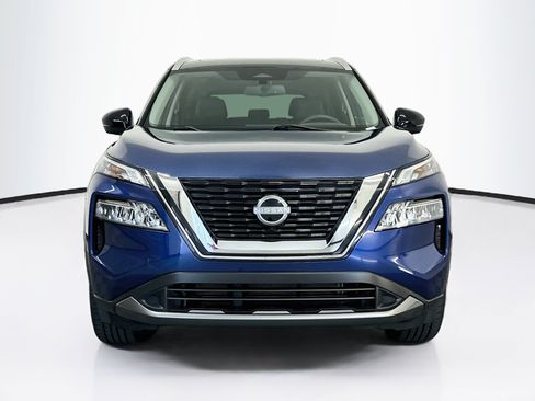 Used 2023 Nissan Rogue SL AWD/4WD image 2