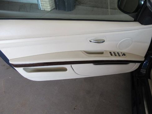 Used 2011 BMW 328i 328i Convertible - SULEV image 22