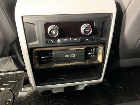 Used 2025 GMC Hummer EV 2X AWD/4WD image 33