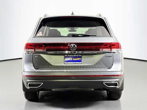 Certified 2025 Volkswagen Atlas SE AWD/4WD image 6