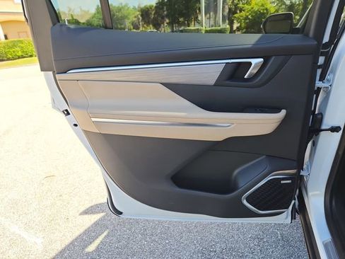 New 2026 Buick Enclave Preferred w/ Power Package FWD image 11