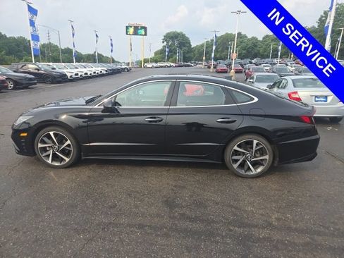 Used 2023 Hyundai Sonata SEL Plus w/ Preferred Accessory Package FWD image 7