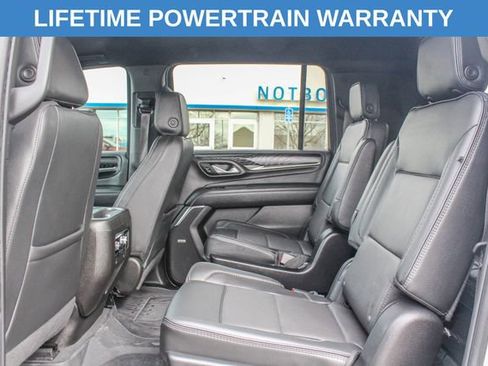 Used 2023 GMC Yukon XL Denali AWD/4WD image 15