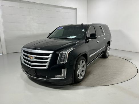 Used 2019 Cadillac Escalade ESV Premium Luxury AWD/4WD image 21