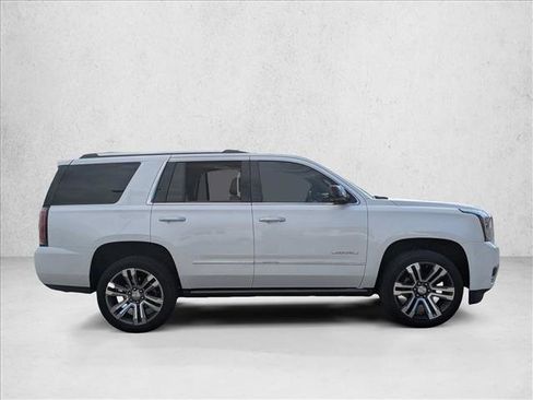Used 2019 GMC Yukon Denali w/ Denali Ultimate Package image 4