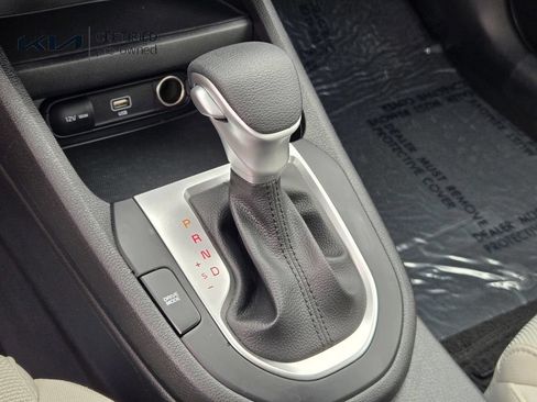 Certified 2023 Kia Forte LXS w/ LXS Technology Package FWD image 21