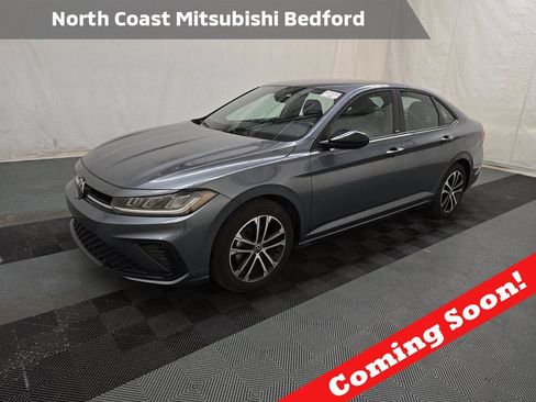 Used 2025 Volkswagen Jetta Sport FWD image 1