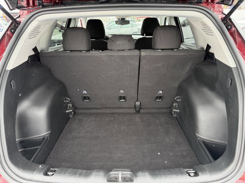 Used 2022 Jeep Compass Sport image 35