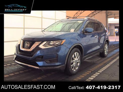 Used 2017 Nissan Rogue S w/ Appearance Package FWD image 1
