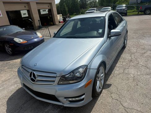 Used 2013 Mercedes-Benz C 300 4MATIC Sedan image 2