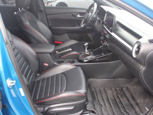 Used 2022 Kia Forte GT image 19