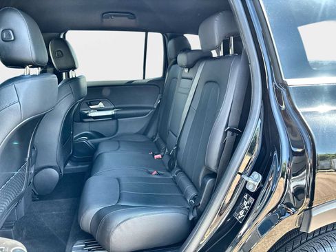 Certified 2025 Mercedes-Benz GLB 250 image 12