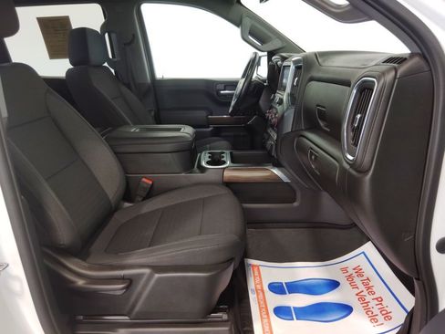 Used 2021 Chevrolet Silverado 1500 LT Trail Boss w/ Convenience Package II image 46