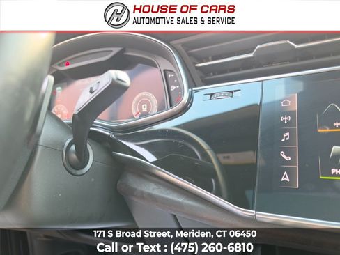Used 2020 Audi Q8 Premium Plus AWD/4WD image 32
