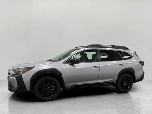 Used 2023 Subaru Outback Limited AWD/4WD image 9