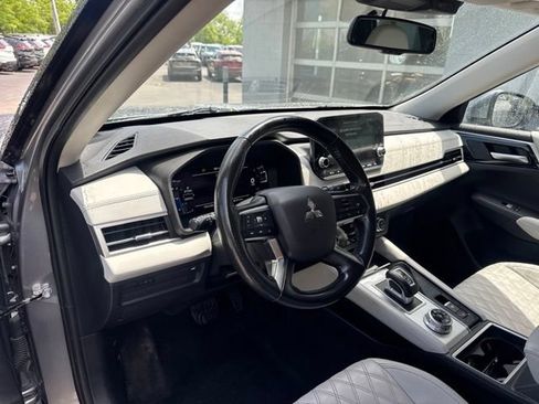 Used 2022 Mitsubishi Outlander SEL AWD/4WD image 8