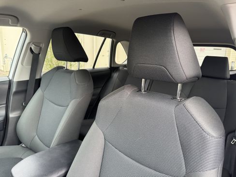 Used 2025 Toyota RAV4 LE image 12