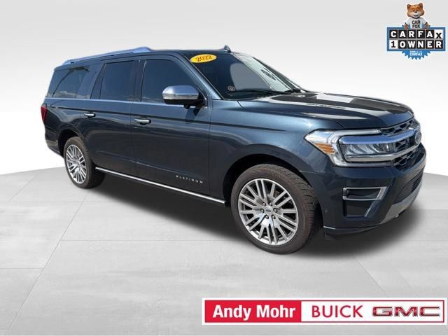 Used 2022 Ford Expedition Max Platinum AWD/4WD image 2