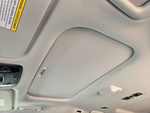 New 2026 Kia Carnival SX FWD image 20