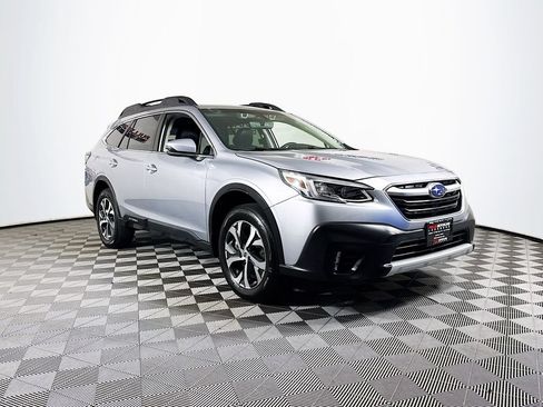 Used 2022 Subaru Outback Limited AWD/4WD image 1