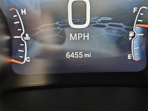 Used 2025 Jeep Compass Latitude image 25