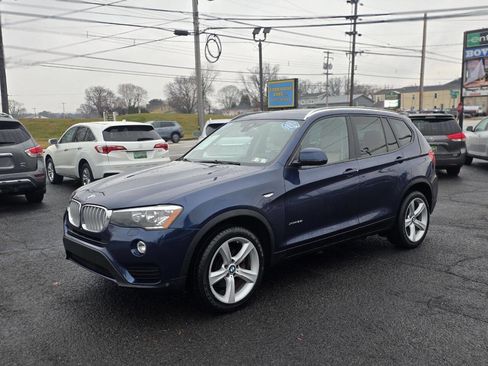 Used 2017 BMW X3 xDrive28i image 1