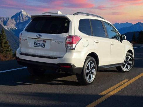 Used 2017 Subaru Forester 2.5i Limited w/ Popular Package #2 image 7