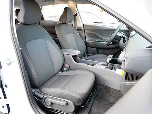 New 2026 Hyundai Kona SEL Sport FWD image 15