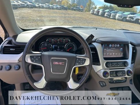 Used 2018 GMC Yukon SLT image 16