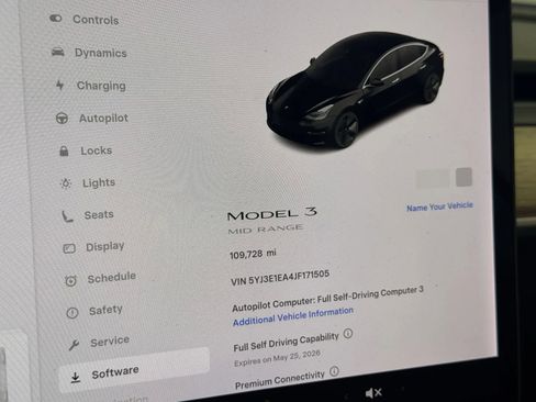 Used 2018 Tesla Model 3 Mid Range RWD image 13