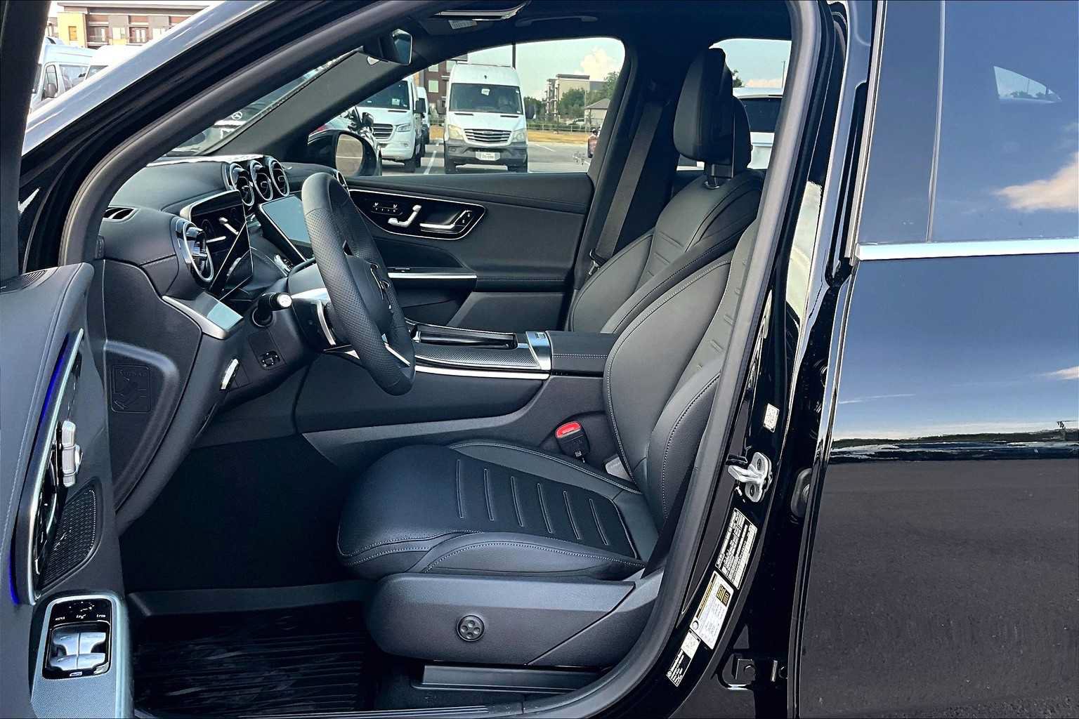 Certified 2026 Mercedes-Benz GLC 300 image 9