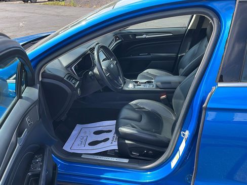 Used 2019 Ford Fusion Titanium FWD image 10
