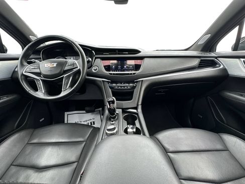 Certified 2025 Cadillac XT5 Premium Luxury AWD/4WD image 14