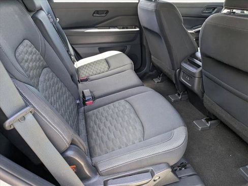 Certified 2023 Nissan Pathfinder S AWD/4WD image 19