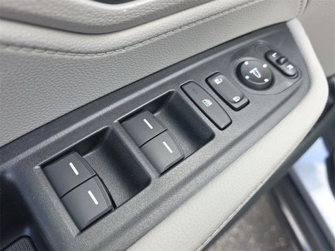 Used 2019 Honda Odyssey EX-L image 18