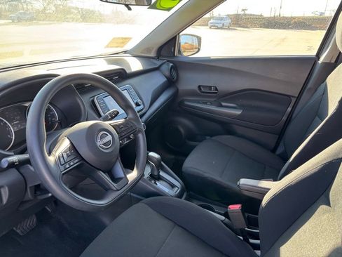 Used 2025 Nissan Kicks Play S image 19